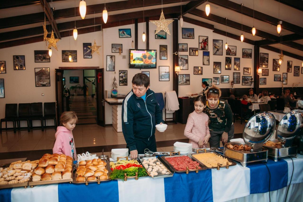 Hotel Kapriz Karakoł Zewnętrze zdjęcie