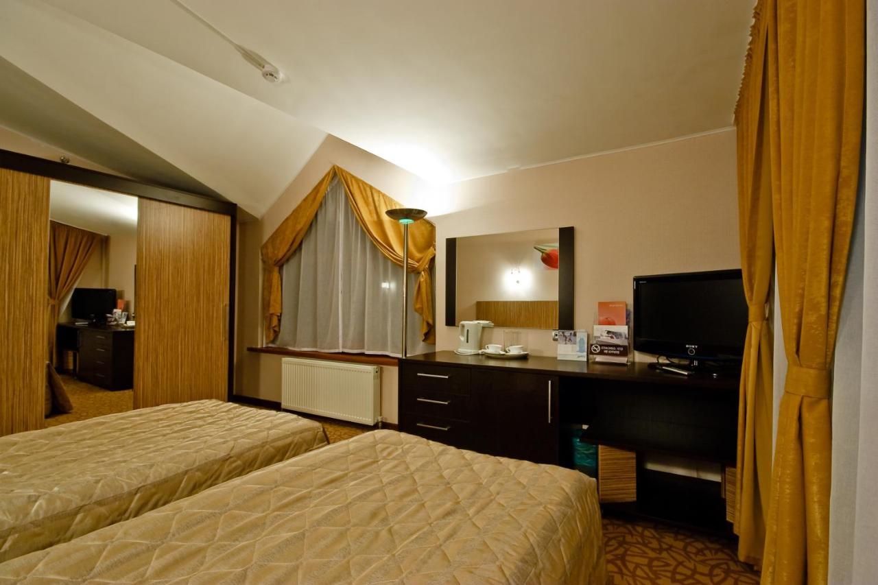 Hotel Kapriz Karakoł Zewnętrze zdjęcie