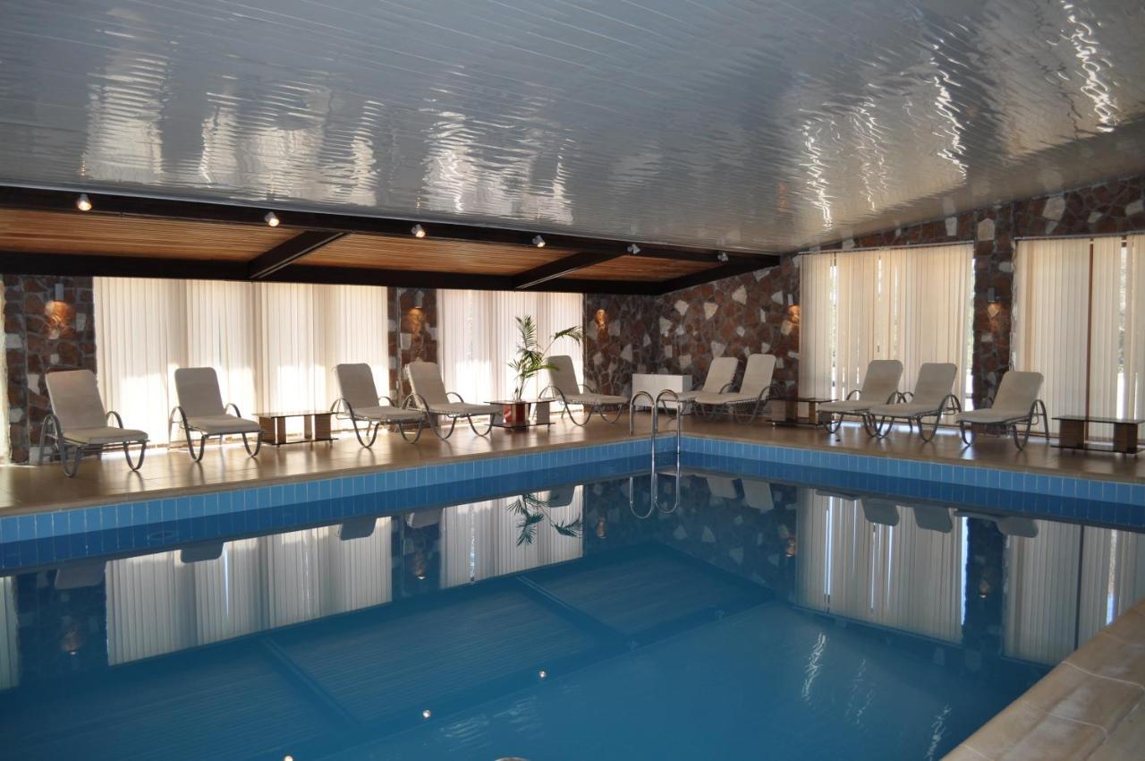 Hotel Kapriz Karakoł Zewnętrze zdjęcie