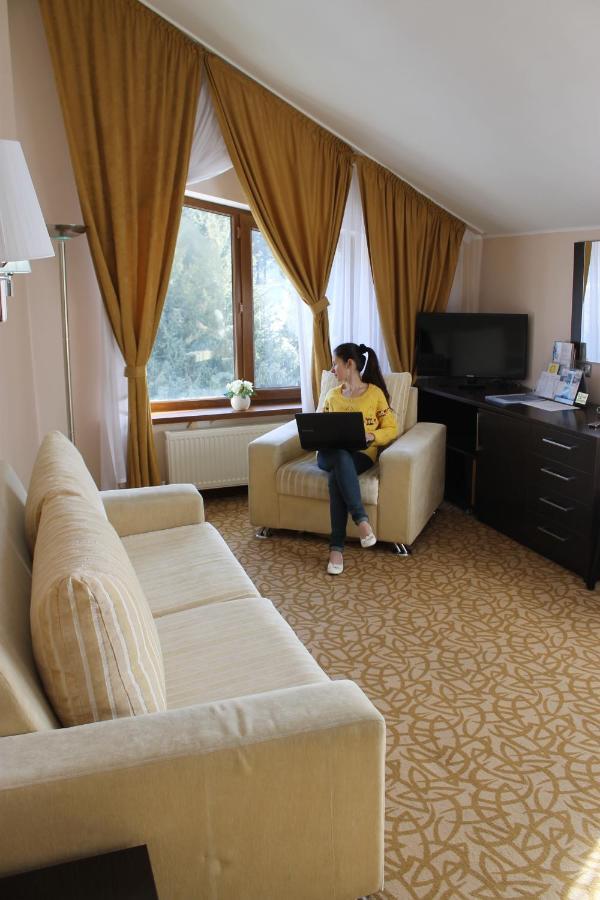 Hotel Kapriz Karakoł Zewnętrze zdjęcie